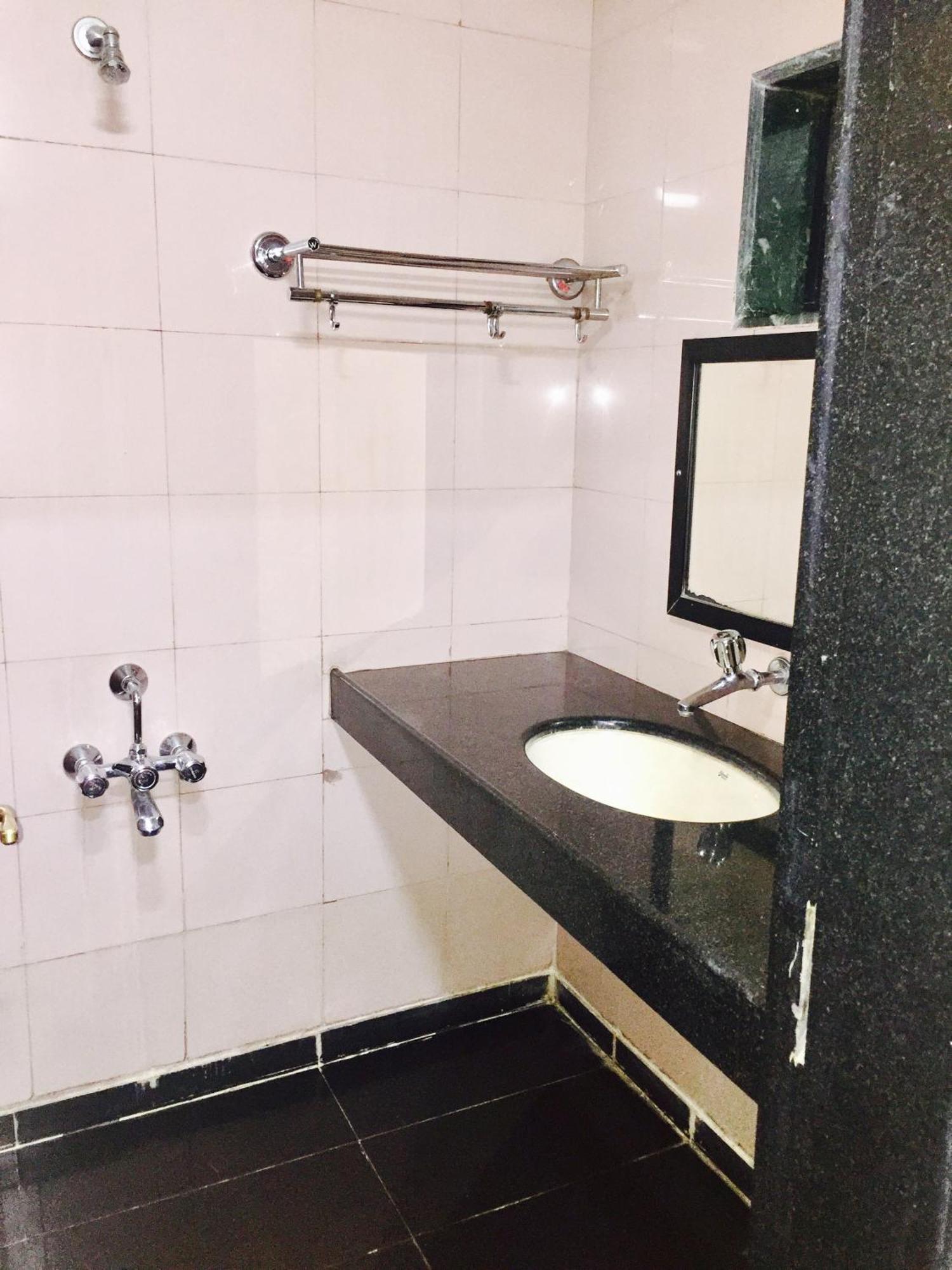 Hotel New Uttam Hira Palace Nashik Exterior photo